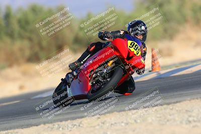 media/Mar-26-2022-CVMA (Sat) [[4461a8f564]]/Race 12 Amateur Supersport Middleweight/